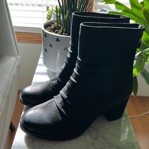 New Rockport Leather Women’s Lined Boots